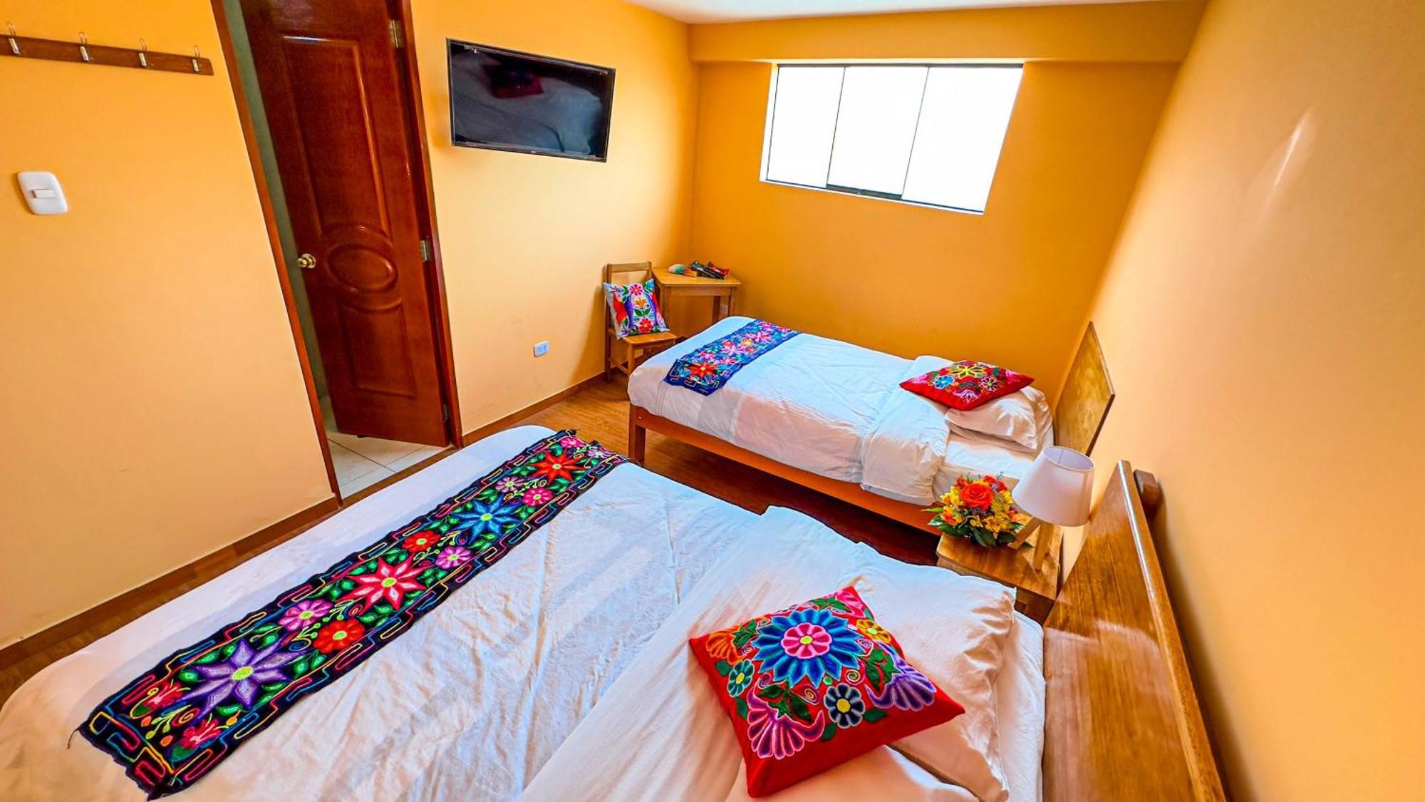 Andean Atoq Hostel Cuzco Exterior photo