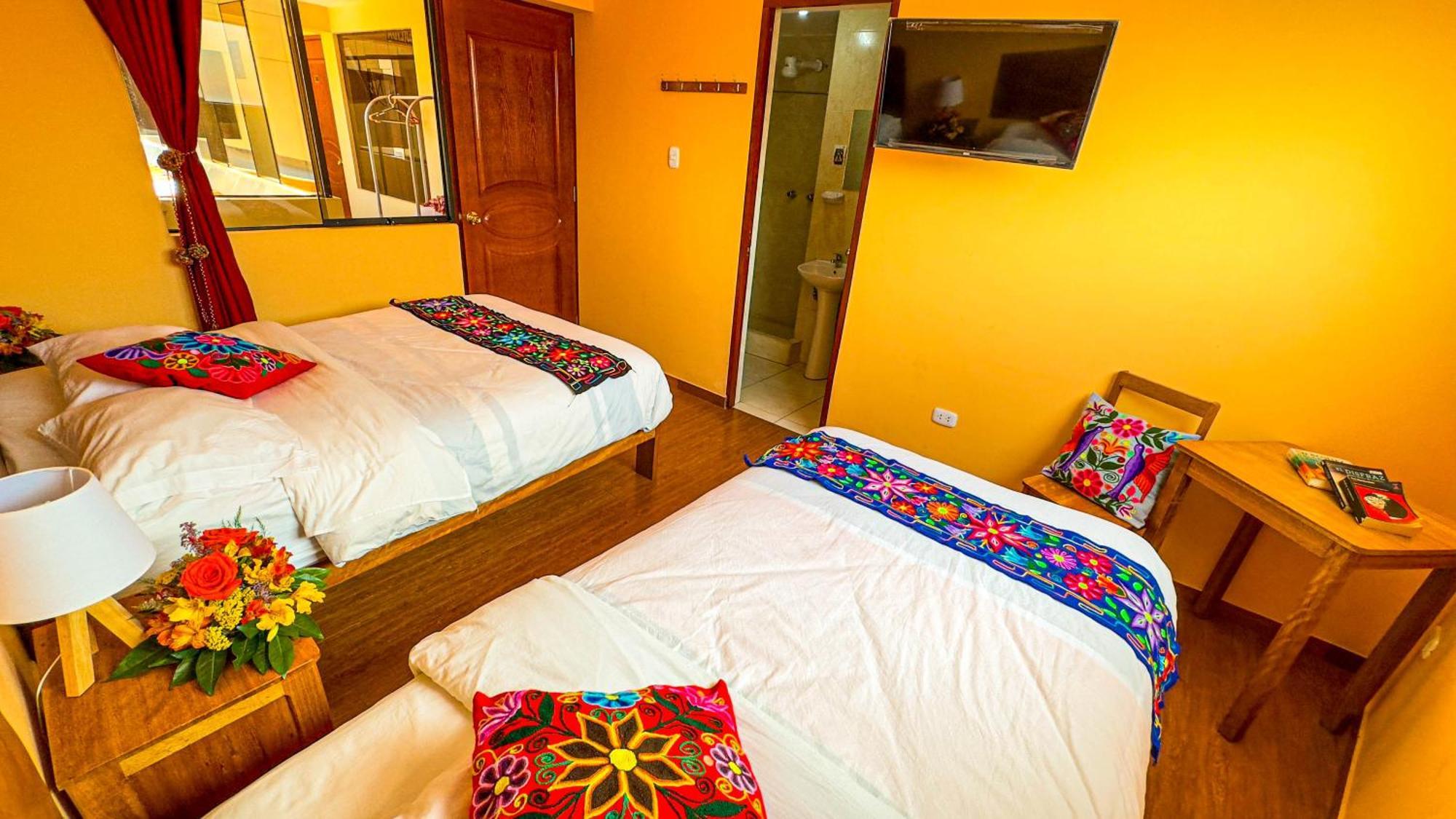 Andean Atoq Hostel Cuzco Exterior photo