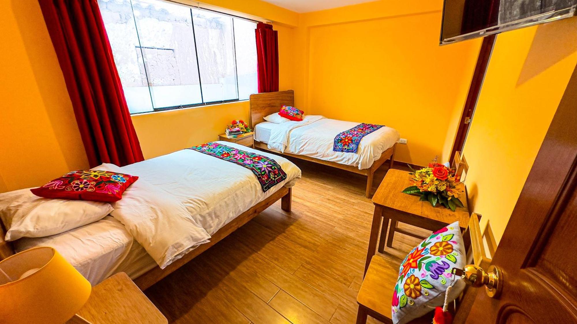 Andean Atoq Hostel Cuzco Exterior photo