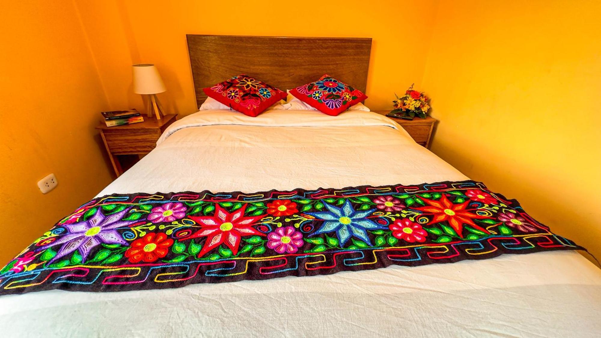 Andean Atoq Hostel Cuzco Exterior photo