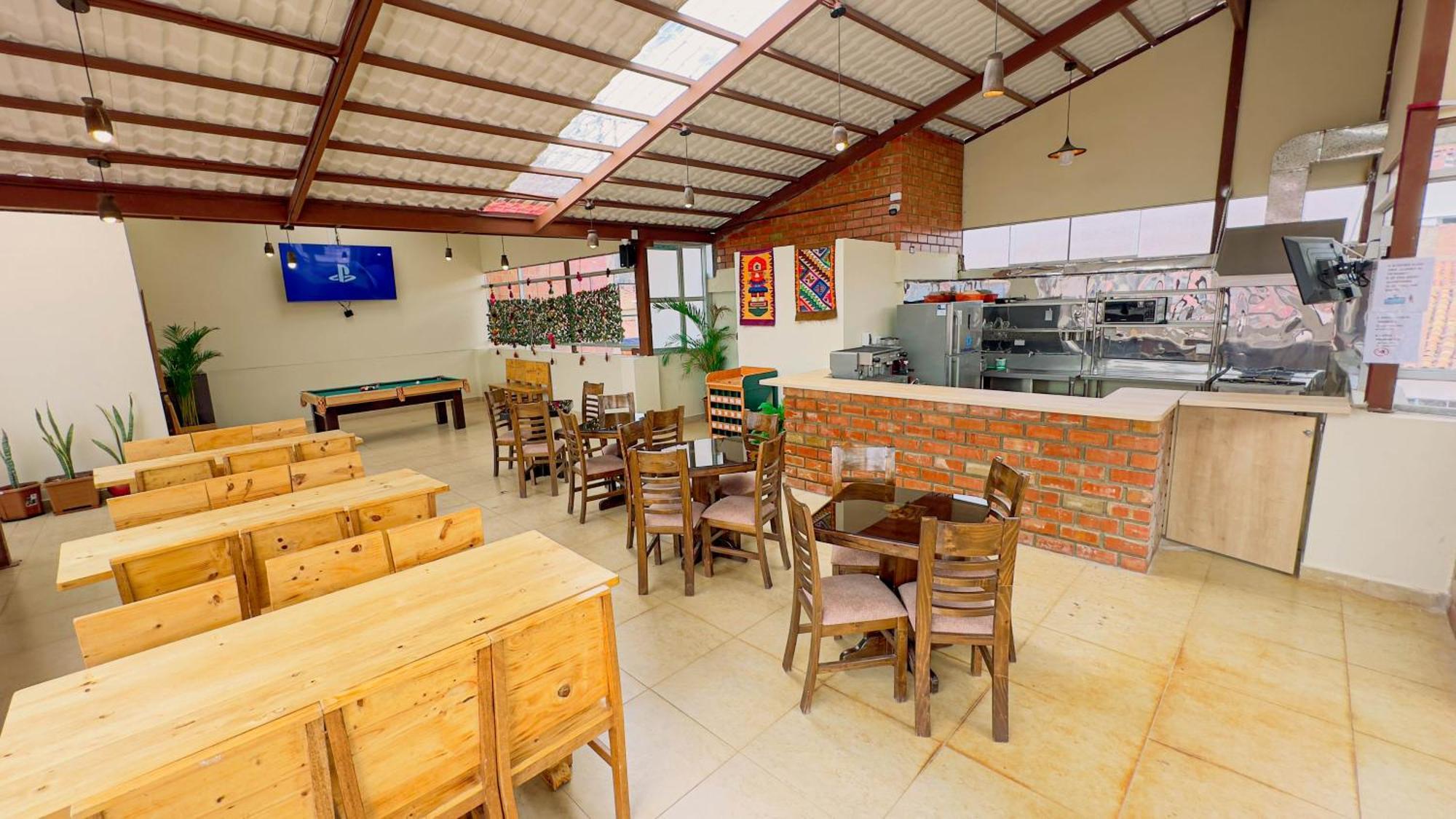 Andean Atoq Hostel Cuzco Exterior photo